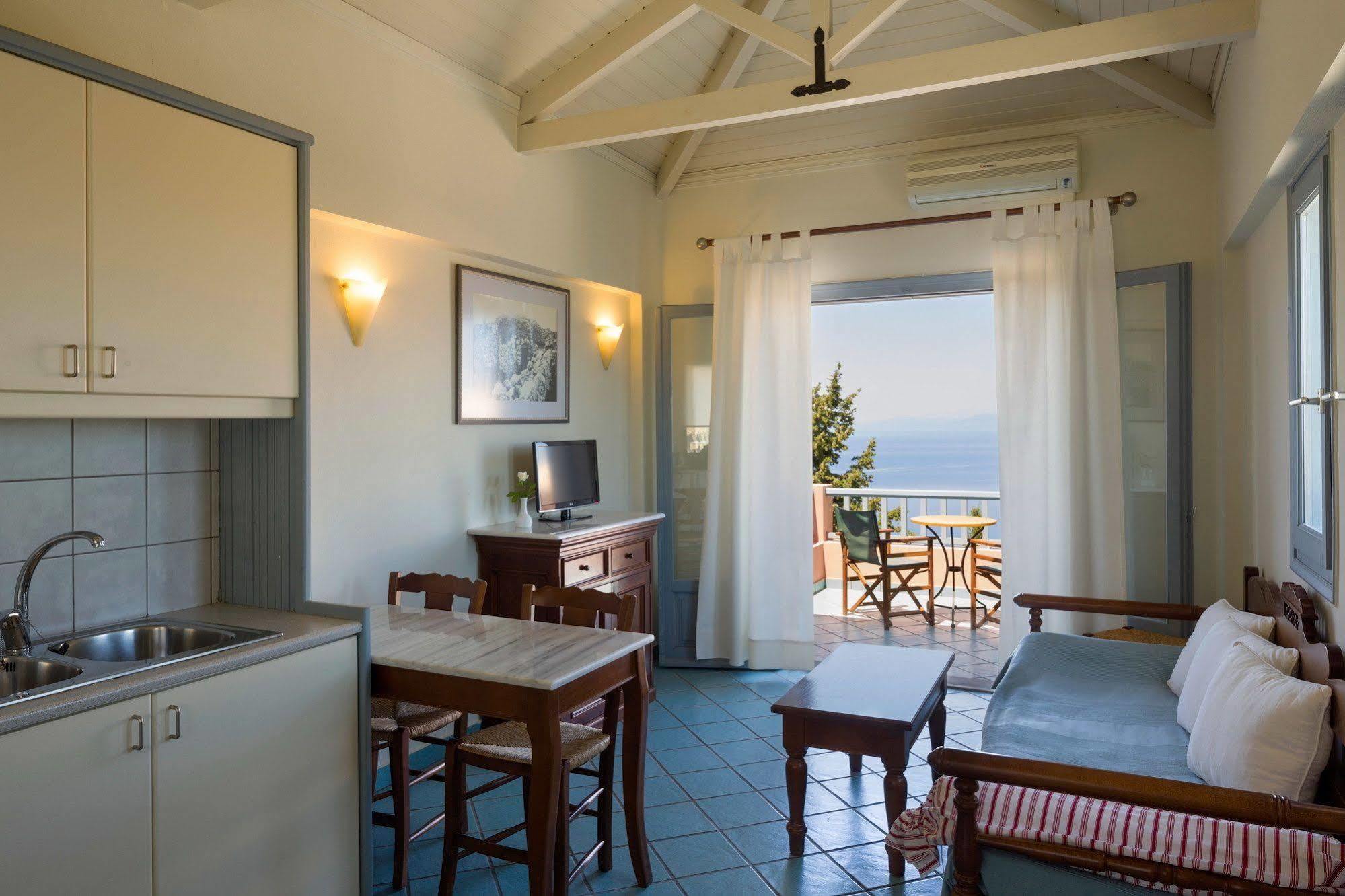Mira Resort Agios Ioannis  Bagian luar foto